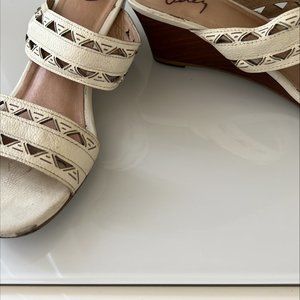 womens sandals